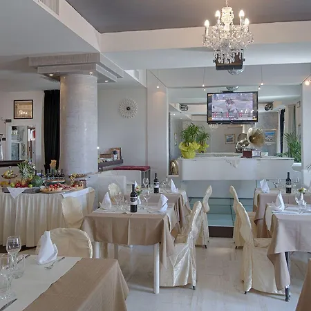 מלון San Biagio מיסאנו אדריאטיקו